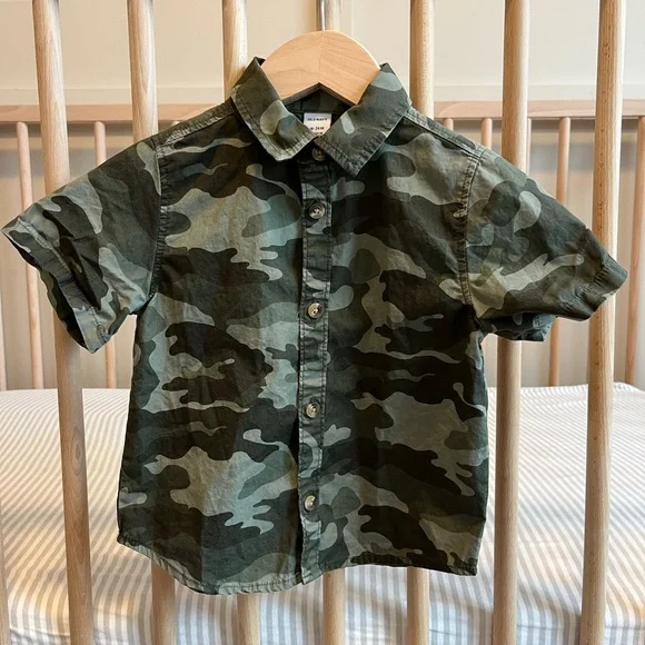 Old Navy, Baby Boy (18-24M), Button Down Camo Shirt - Picture 1 of 2